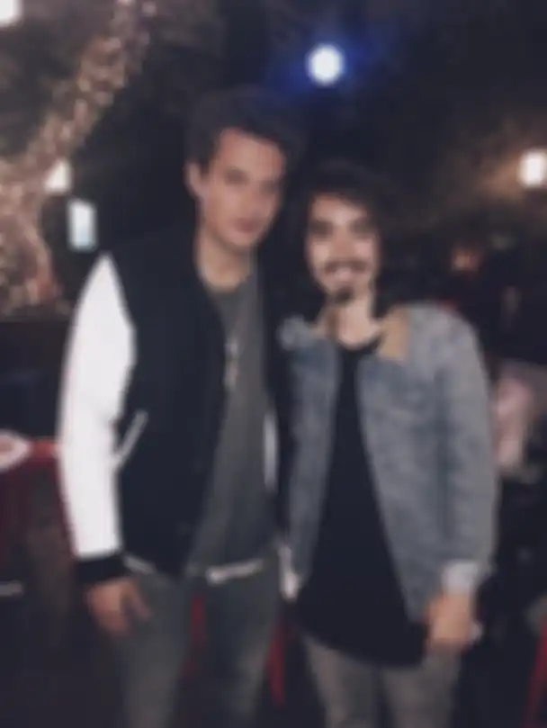 Mateus Asato with John Mayer (2016)