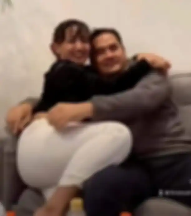 Saipul Jamil dihujat habis-habisan gegara pamer adegan intim bareng selebgram Lina Mukherjee di atas ranjang. Rajin salat tapi kumpul kebo.