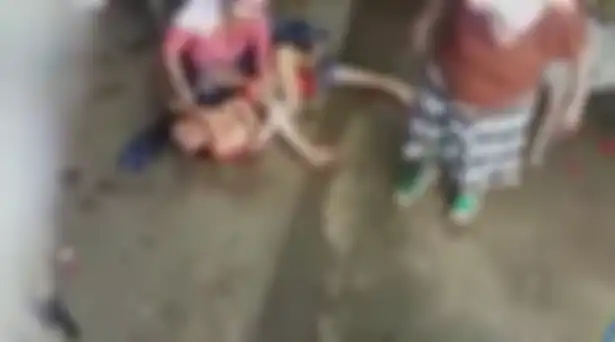 Seorang Nenek di Amerika Tengah Tega Telanjangi Cucu Perempuannya
