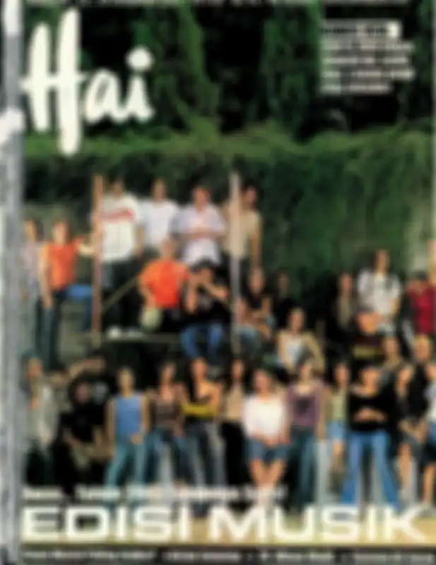 Cover majalah HAI edisi Desember 2002