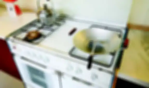 Trik Rawat Peralatan Masak Agar Tidak Lengket, Keringkan dan Simpan di Tempat Kering!