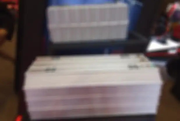 Baterai motor listrik Polytron punya garansi seumur hidup dan tahan terhadap berbagai kondisi cuaca.