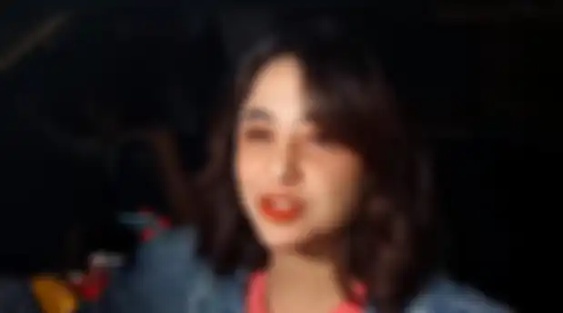 Penjelasan Dewi Perssik soal respon sang anak angkat usai dengar kabar Angga Wijaya dan Dewi Perssik cerai.