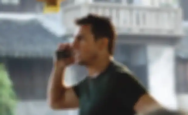 Tom Cruise marahi kru film Mission Impossible karena langgar protokol kesehatan Covid-19 saat syuting.