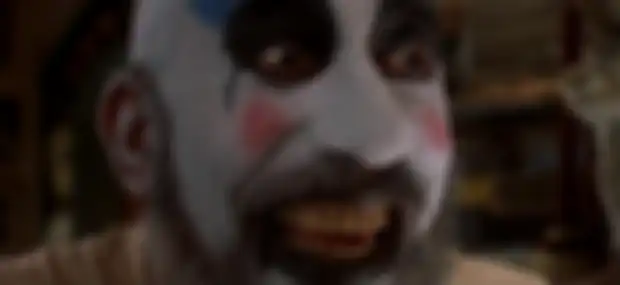 Badut Captain Spaulding dari film House of 1000 Corpses dan The Devils Rejects