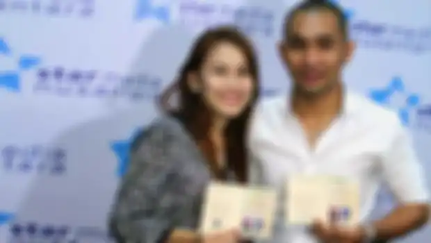 Enji Baskoro saat wawancara bersama Ayu Ting Ting. Enji Baskoro menutup mulut keluarga Ayu Ting Ting lewat 1 fakta menohok ini. 