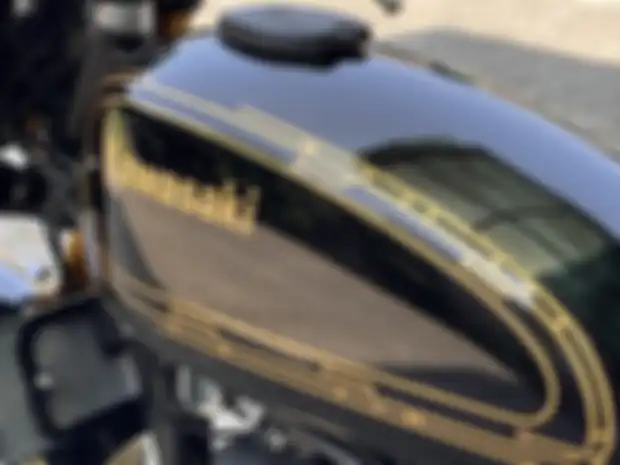 Tangki W175TR lebih ramping dari standarnya