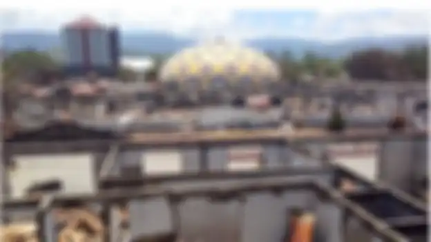 Suasana ruangan Kantor Bupati Jayawijaya yang terbakar saat aksi unjuk rasa di Wamena, Jayawijaya, Papua, Kamis (26/9). 