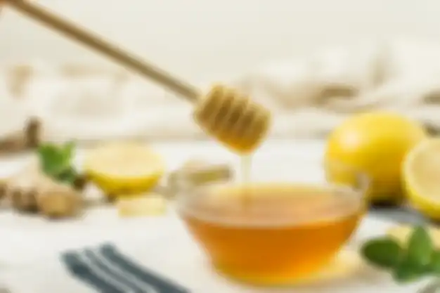 Minum madu ringankan gejala flu yang menyebalkan.