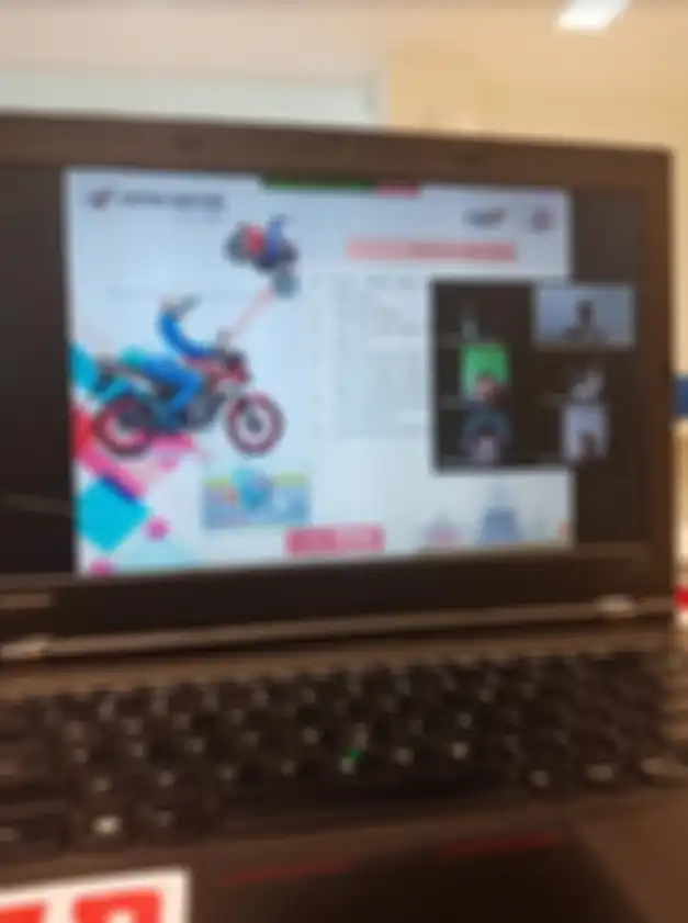 Program edukasi safety riding secara digital dari Astra Motor Yogyakarta melalui platform video conference Zoom secara gratis