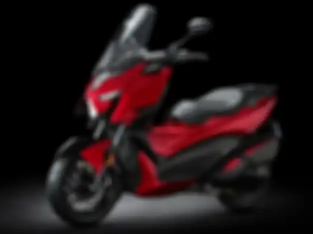 Zontes 310M 2021, pesaing Yamaha XMAX 250 dan Honda Forza 250 dengan mesin yang lebih powerful.