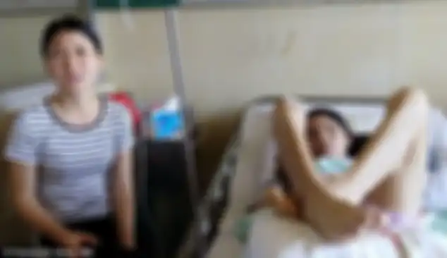 Gadis 19 tahun yang rela jual diri untuk cari biaya pengobatan sang ibu.