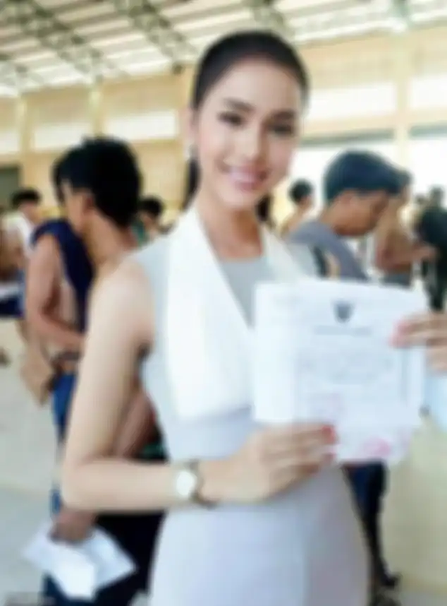 Transgender Thailand mengikuti wajib militer.