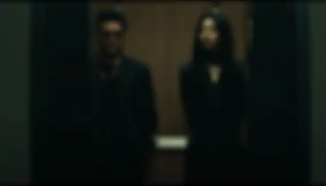 Penampilan Hoyeon di MV Out of Time