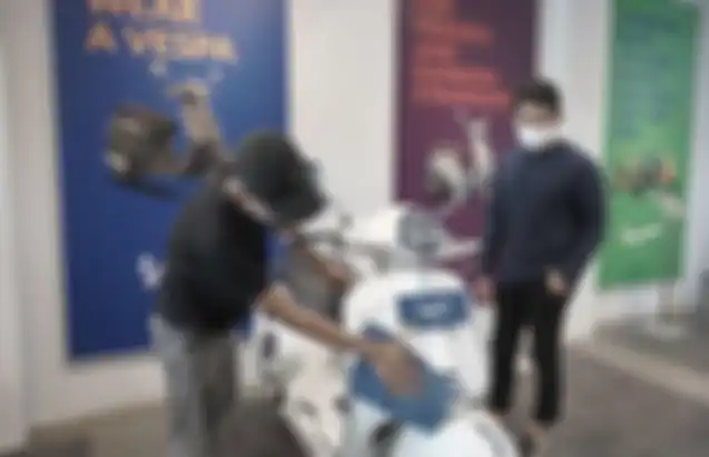 Aktivitas kembali dimulai PT Piaggio Indonesia menerapkan protokol kesehatan di dealer sambut konsumen menuju new normal.