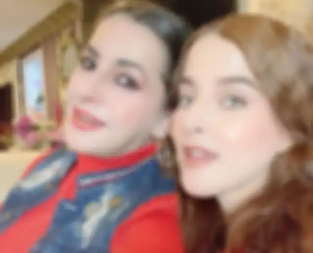Tasya Farasya dan ibundanya, Ala Alatas