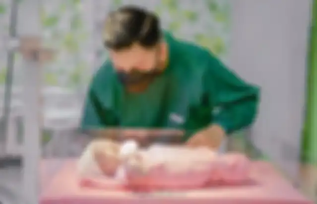 Momen kelahiran anak pertama Nella Kharisma dan Dory Harsa