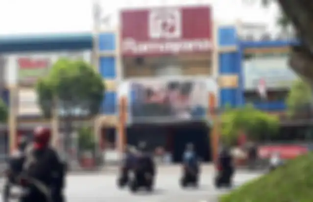 Satlantas Polresta Malang Kota menayangkan video yang menampilkan para pelanggar