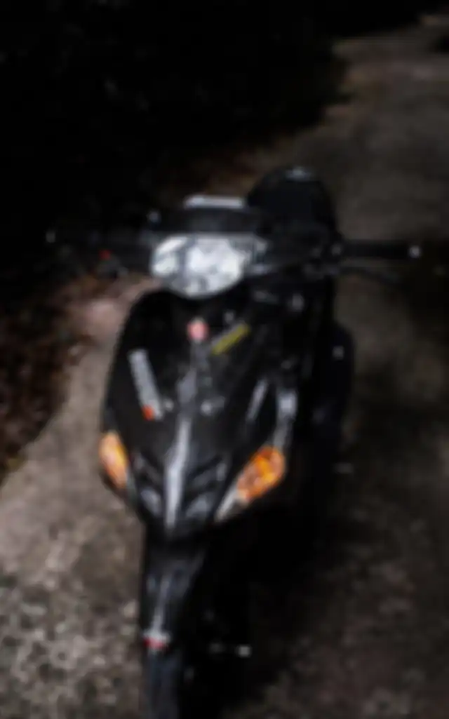 Seluruh bodi Yamaha Mio ini mayoritas dilapis karbon.