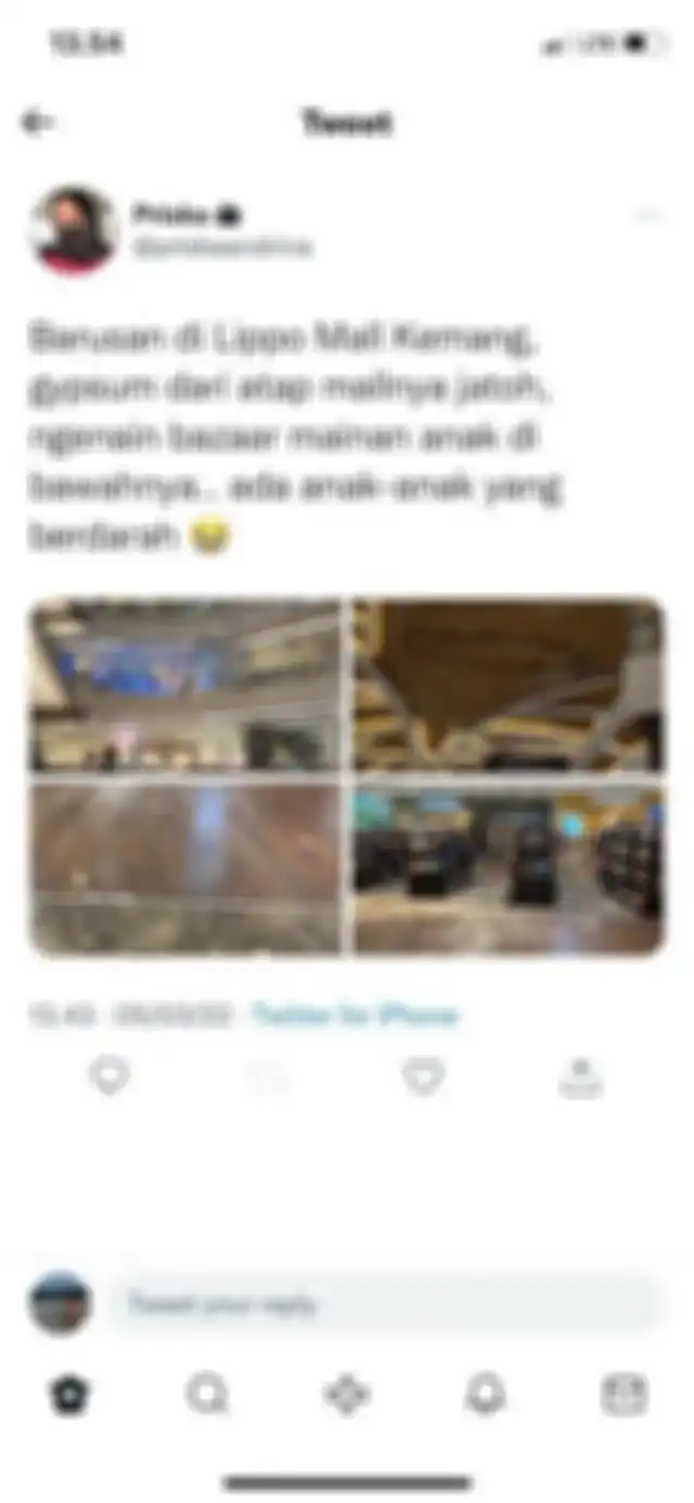 Ornamen yang terpasang di plafon Lippo Mall Kemang runtuh usai disapu angin kencang. Polisi menemukan fakta ini di lapangan.
