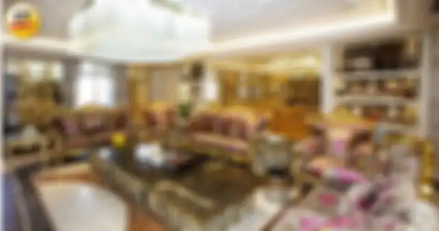 Ini adalah salah satu ruangan mewah milik Hu di rumahnya.