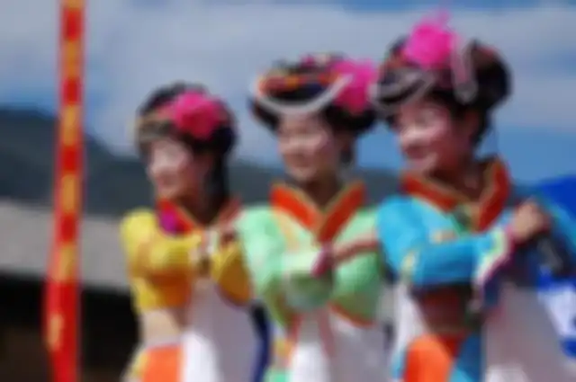 Wanita-wanita suku Mosuo.