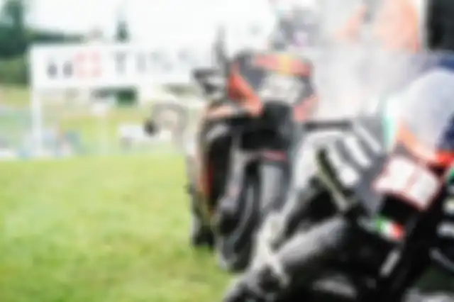 Motor KTM RC16 yang terbakar.