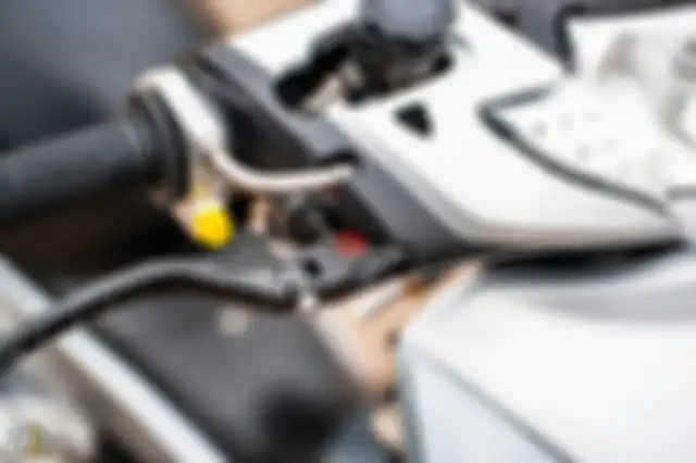 Master rem Brembo dipadu handle Kohken dan gas spontan Active.