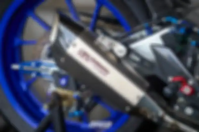 Knalpot Yoshimura jadi andalan.