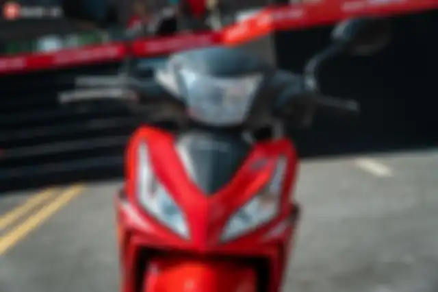 Bentuk headlamp dan lampu sein serta DRL Honda Wave RSX 2024. (2banh.vn)