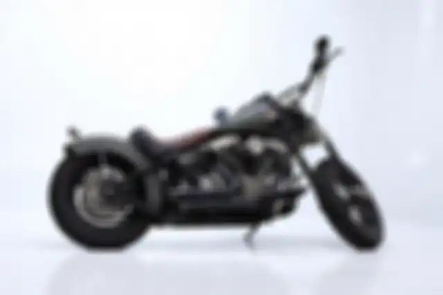 Harley-Davidson FLSTCI milik Paul Walker sudah dimodifikasi tahun 2005.
