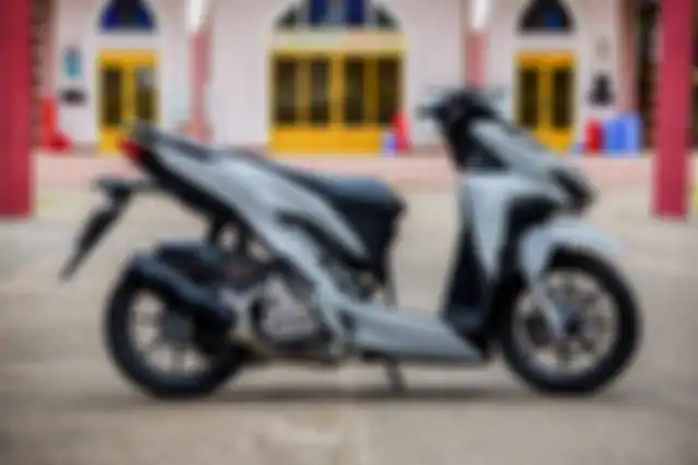 Honda Vario 150 baru kena modifikasi, bodi kinclong dihiasi part kece.