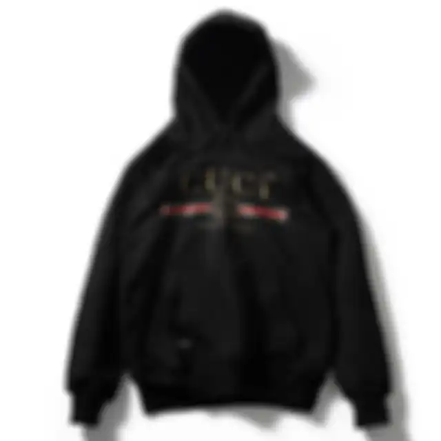 Salah satu produk Hoodie Kamengski