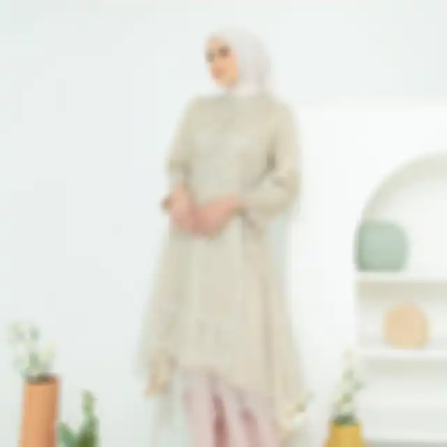 OOTD hijab pakai kebaya wisuda