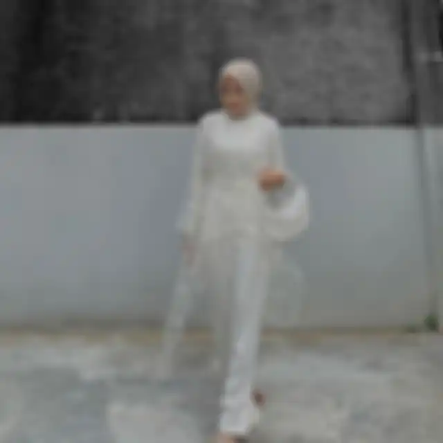 Outer putih modis baju lebaran 2023