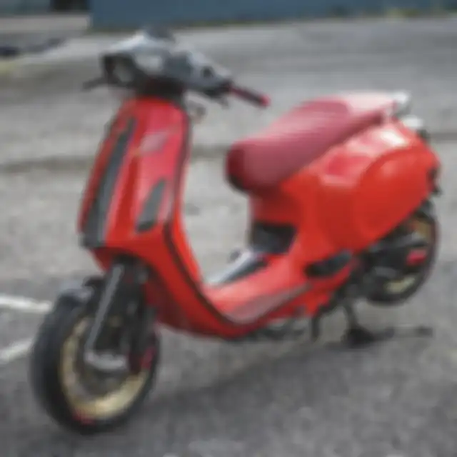 Modifikasi Vespa Sprint berkonsep racing look.