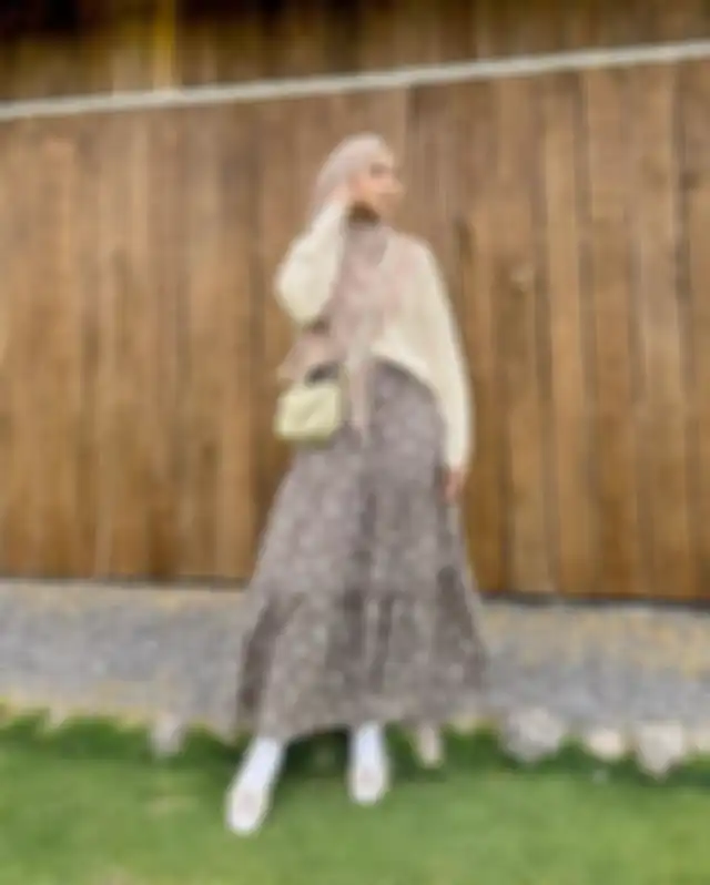 OOTD hijab pakai model rok yang lagi ngetren