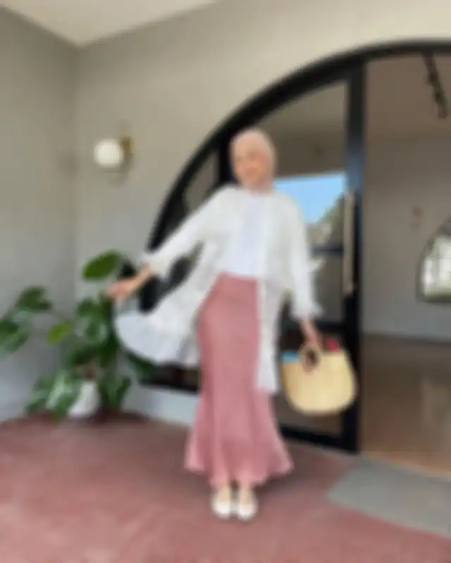 Outer putih modis baju lebaran 2023