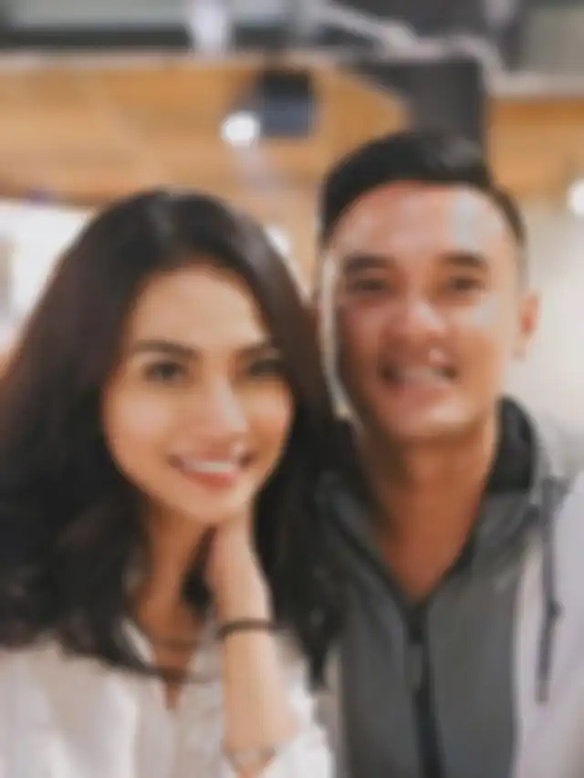 Lingga Ersan dan Vanessa Angel