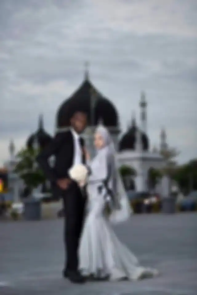 Nur Afila dan Adama.