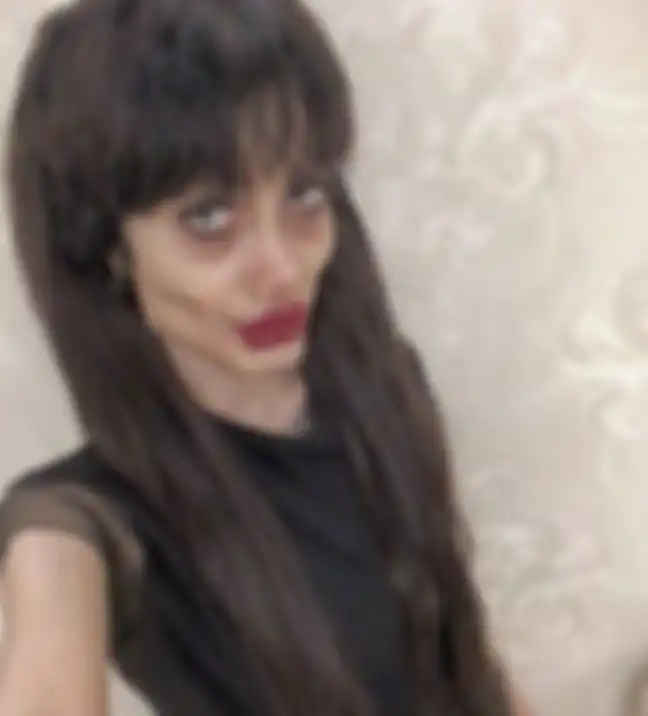 Sahat Tabar, wanita cantik yang terobsesi menjadi Angline Jolie 