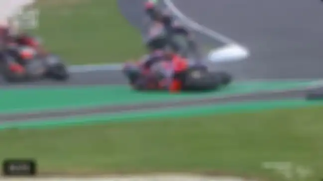Jorge Martin (Prima Pramac Racing) terjatuh saat sesi practice MotoGP Australia 2024.