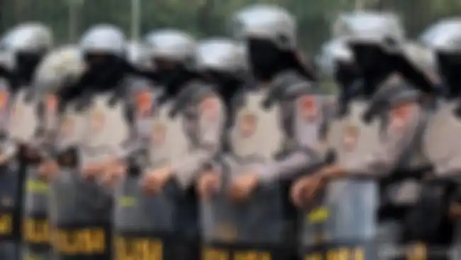  "Sudah diberikan kesempatan untuk tes ulang dan ketika tes ulang yang bersangkutan tadi tidak bisa mengikuti yang dilakukan. Kesimpulannya buta warna. Termasuk yang dilakukan di RS Polri hasilnya dinyatakan buta warna parsial. Yang bersangkutan sudah mengetahui apa yang menjadi penyebab tidak bisa jadi Bintara," jelas Zulpan.