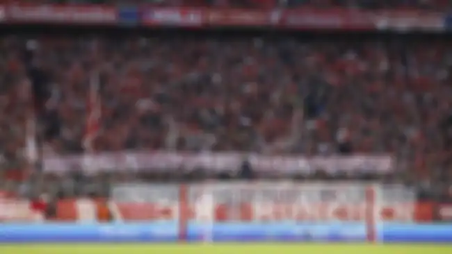 Solidaritas fans Bayern Munchen untuk insiden Kanjuruhan Malang, Selasa (4/10)