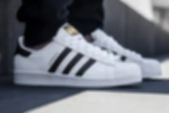adidas Superstar