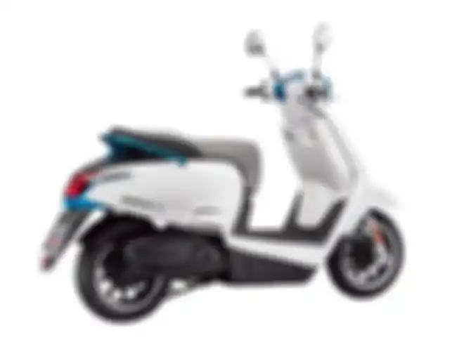 Tampilan Kymco Like 125 EV dari samping.