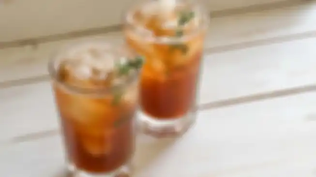 Ngeri! Ginjal Pria ini Jadi Rusak Karena Terlalu Sering Minum Es Teh