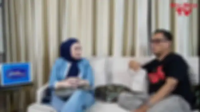 Nathalie Holscher dan Uya Kuya
