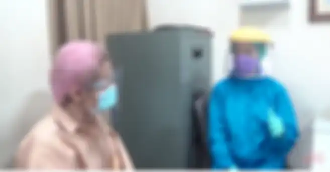 Jessica Iskandar periksa ke dokter.