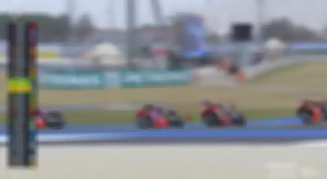 Senggolan antara Franco Morbidelli dan Pedro Acosta di balapan MotoGP San Marino 2024.